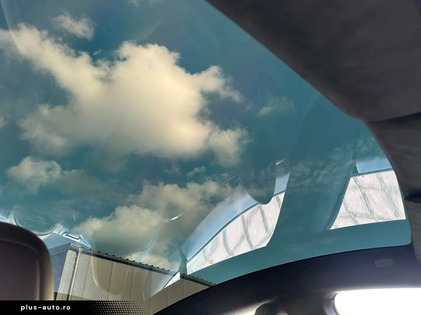 TESLA Model S Plaid  Matrix  Ahzv  4 Rad Luftfahrwerk