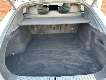 TESLA Model S Plaid  Matrix  Ahzv  4 Rad Luftfahrwerk