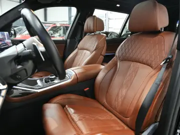 BMW X7 40d M-Sport Pro  KRISTALL DRIVE-PRO 6-SITZE