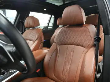 BMW X7 40d M-Sport Pro  KRISTALL DRIVE-PRO 6-SITZE