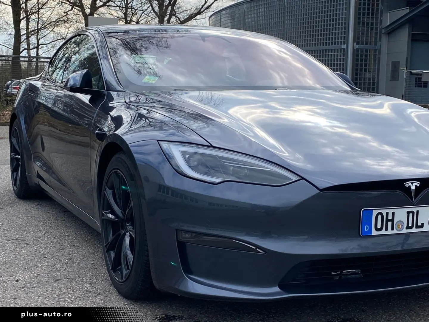 TESLA Model S Long Range