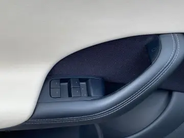 TESLA Model S Long Range