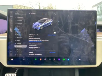 TESLA Model S Long Range