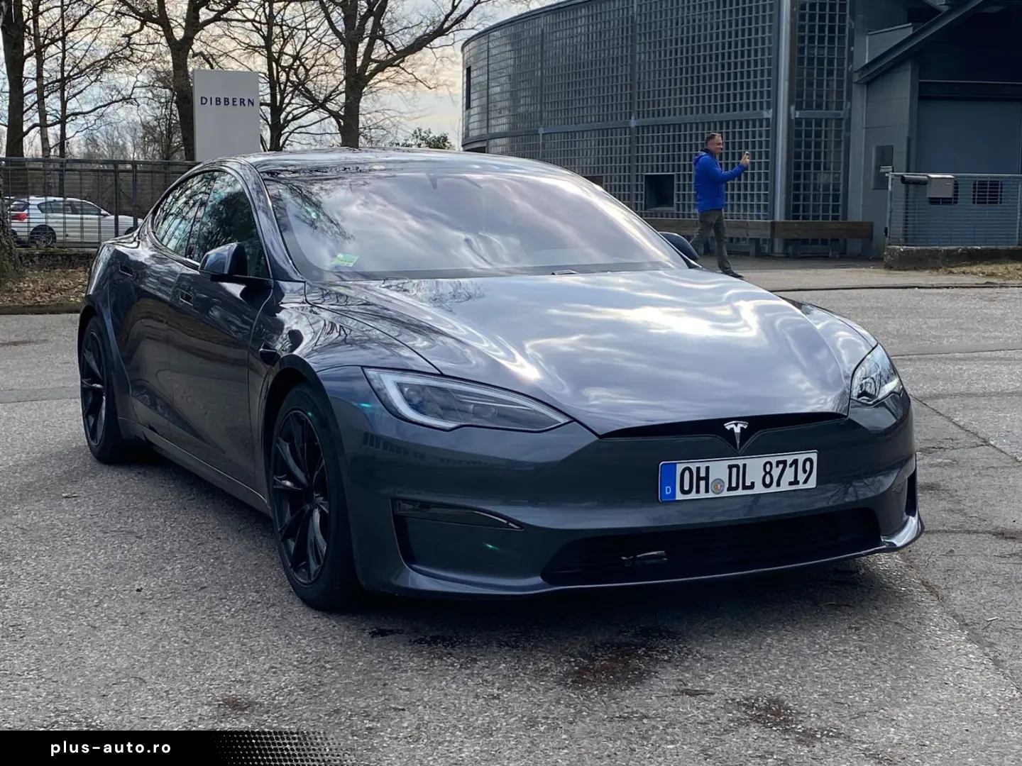 TESLA Model S Long Range