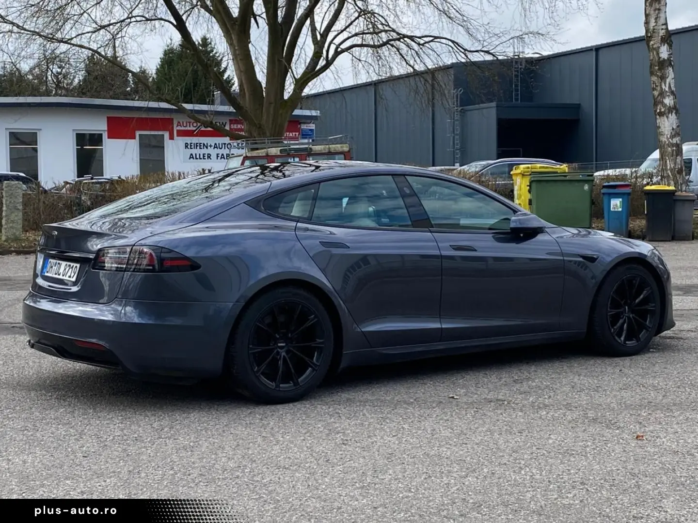 TESLA Model S Long Range