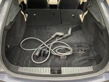 TESLA Model S Long Range