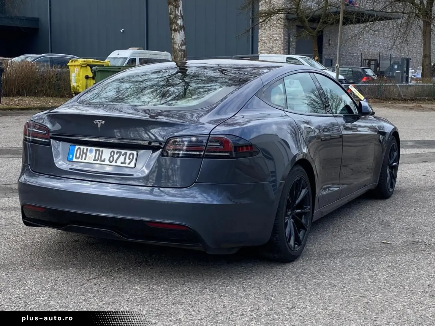 TESLA Model S Long Range