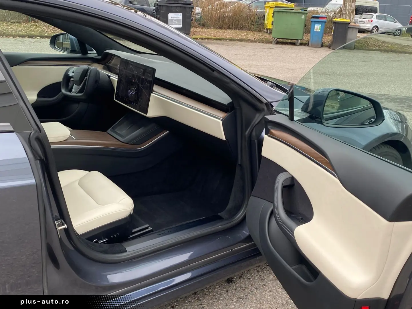 TESLA Model S Long Range