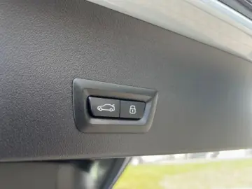 BMW X3 30e xDrive M Sport 20'' AHK Pano Ic&hellip;