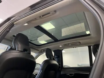 VOLVO XC90 Plus Bright T8 Recharge AWD 7-Sitzer Leder