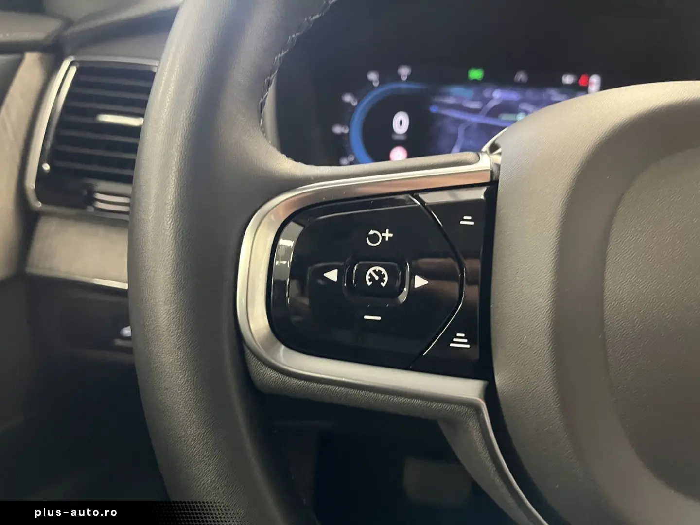 VOLVO XC90 Plus Bright T8 Recharge AWD 7-Sitzer Leder