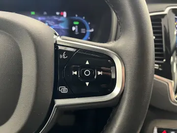 VOLVO XC90 Plus Bright T8 Recharge AWD 7-Sitzer Leder
