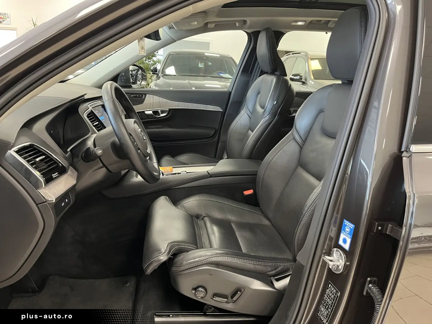 VOLVO XC90 Plus Bright T8 Recharge AWD 7-Sitzer Leder