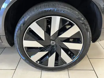 VOLVO XC90 Plus Bright T8 Recharge AWD 7-Sitzer Leder