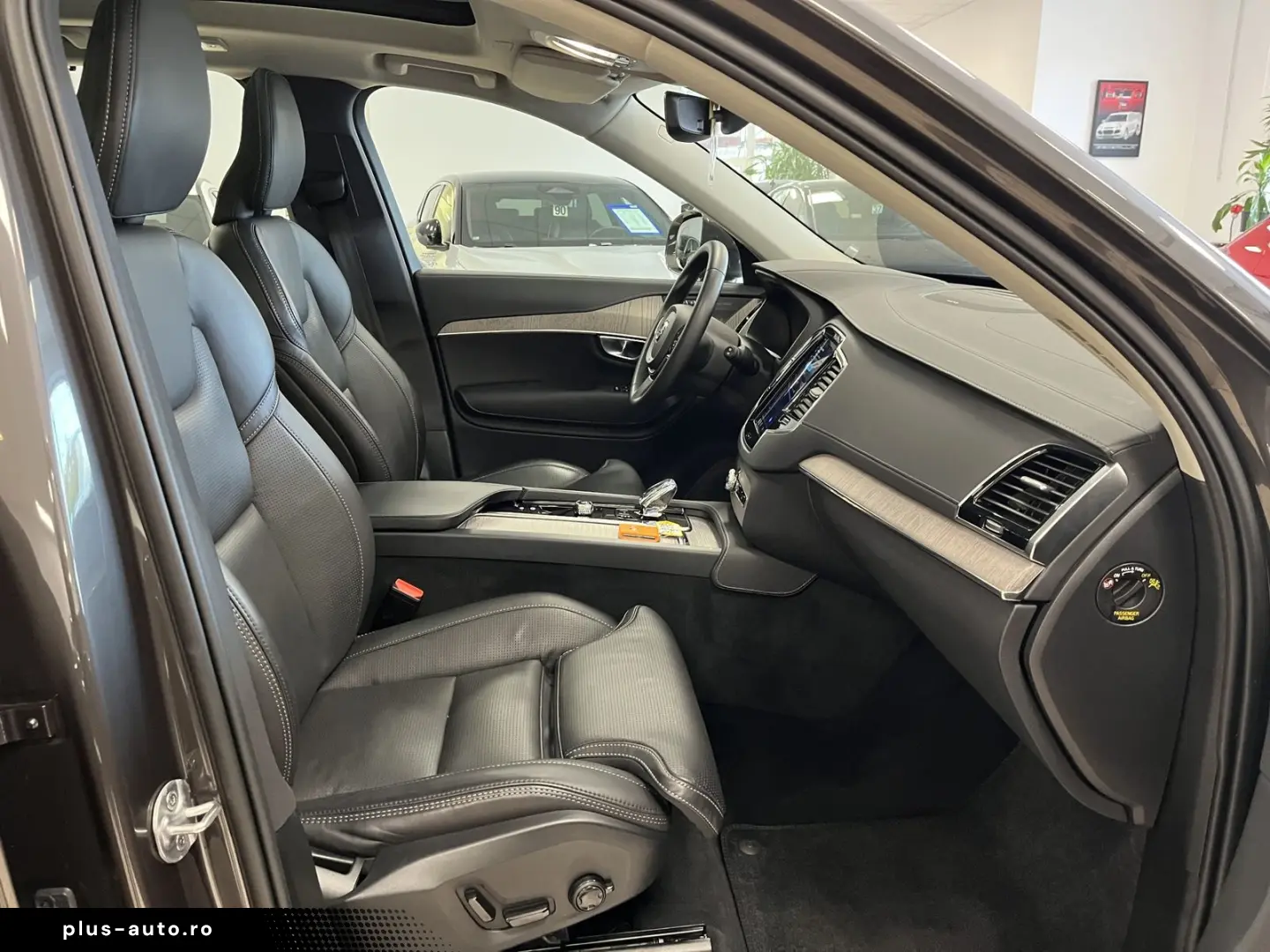 VOLVO XC90 Plus Bright T8 Recharge AWD 7-Sitzer Leder