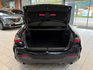 BMW 420d xDrive Coupe M Sport Shadow Memory Glasdach