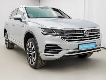 VW Touareg 3.0 V6 TSI eHybrid Elegance 4M 360 PANO