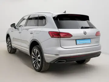 VW Touareg 3.0 V6 TSI eHybrid Elegance 4M 360 PANO