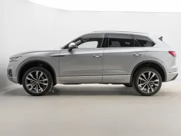 VW Touareg 3.0 V6 TSI eHybrid Elegance 4M 360 PANO