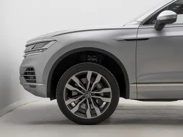 VW Touareg 3.0 V6 TSI eHybrid Elegance 4M 360 PANO