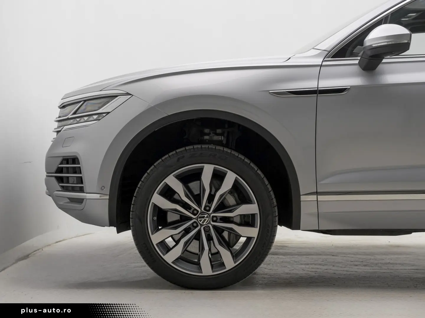 VW Touareg 3.0 V6 TSI eHybrid Elegance 4M 360 PANO