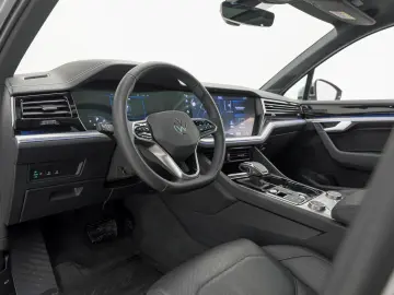 VW Touareg 3.0 V6 TSI eHybrid Elegance 4M 360 PANO