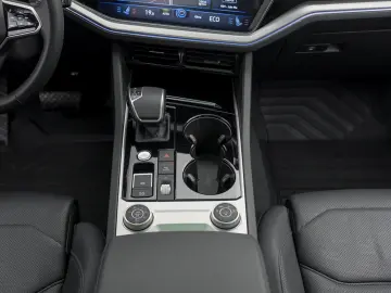 VW Touareg 3.0 V6 TSI eHybrid Elegance 4M 360 PANO