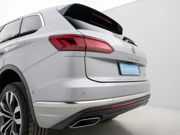 VW Touareg 3.0 V6 TSI eHybrid Elegance 4M 360 PANO