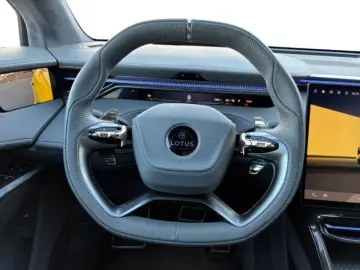 LOTUS Eletre S - Glasdach  Carbonpaket  Komfortsitze