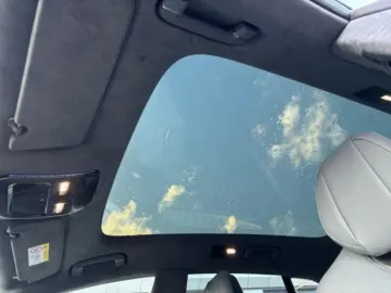 LOTUS Eletre S - Glasdach  Carbonpaket  Komfortsitze