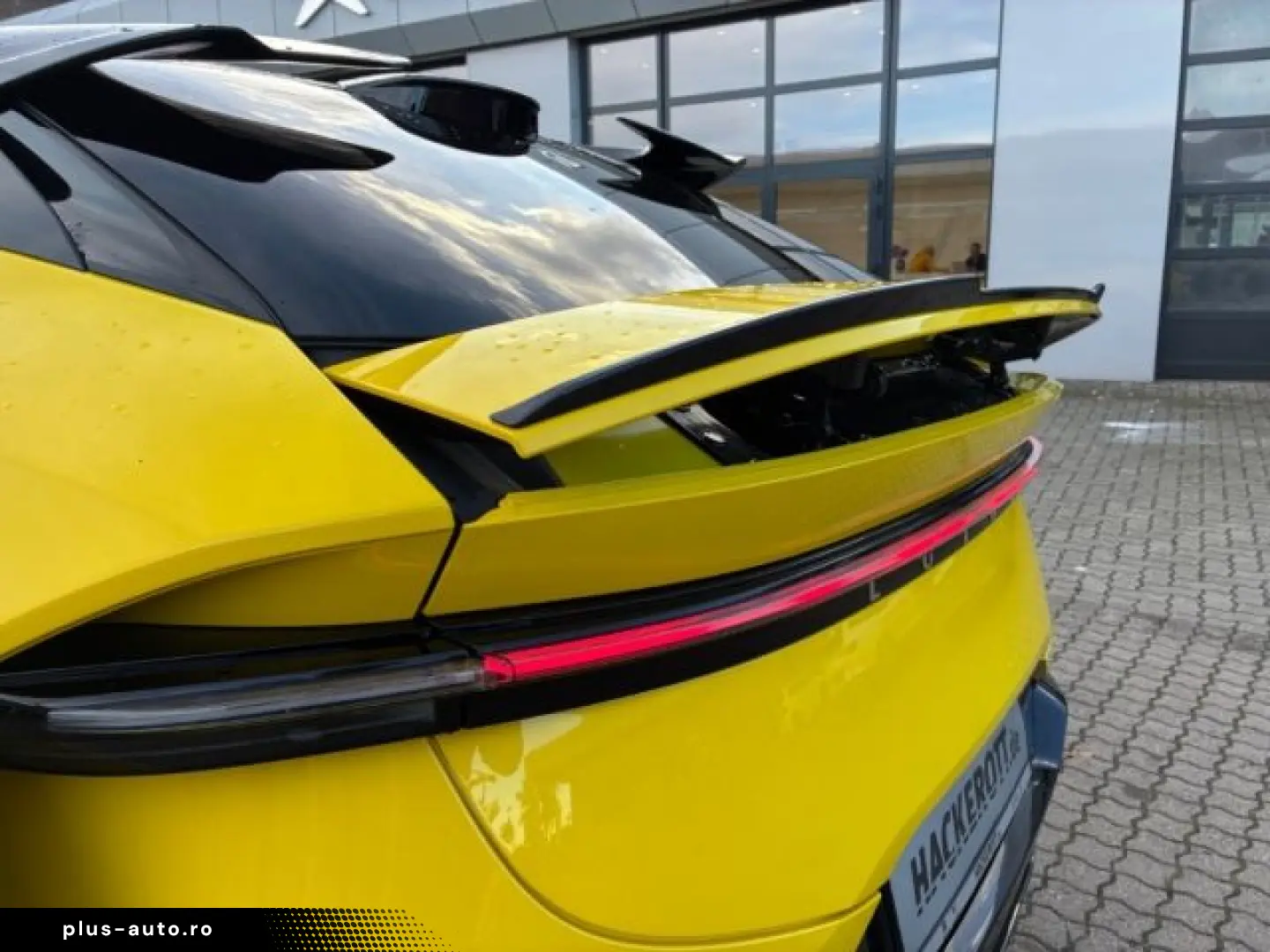 LOTUS Eletre S - Glasdach  Carbonpaket  Komfortsitze