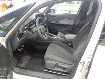 CUPRA Born 231PS 82kWh HUD 360KAM WÄRMPU KESSY ACC SHZ