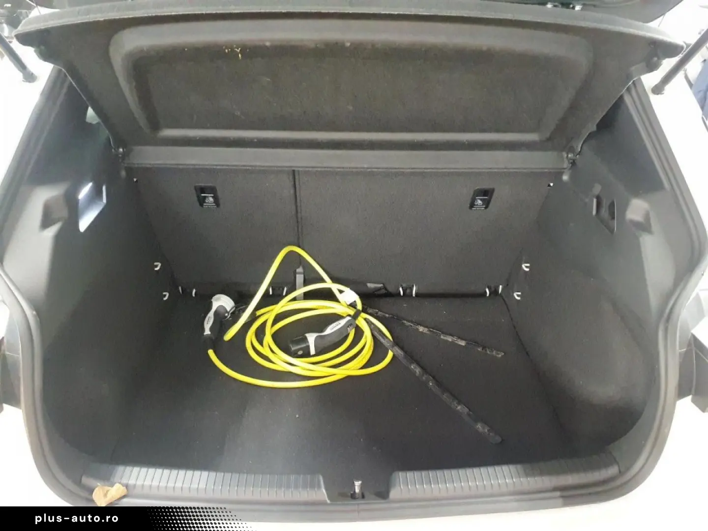 CUPRA Born 231PS 82kWh HUD 360KAM WÄRMPU KESSY ACC SHZ