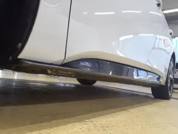 CUPRA Born 231PS 82kWh HUD 360KAM WÄRMPU KESSY ACC SHZ