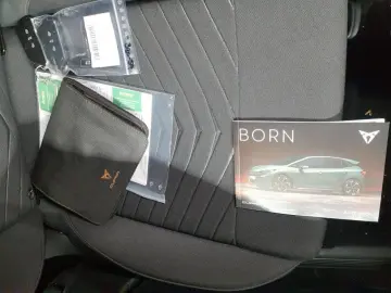 CUPRA Born 231PS 82kWh HUD 360KAM WÄRMPU KESSY ACC SHZ