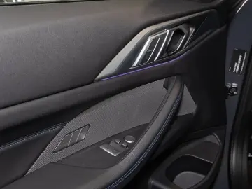 BMW 420d Coupé M Sport ACC AHK RFK NAVI LED PDC V H