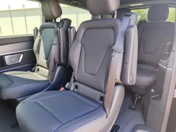 MERCEDES-BENZ V 300 d Avantgarde 4x4 AMG