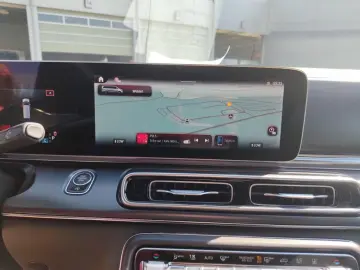 MERCEDES-BENZ V 300 d Avantgarde 4x4 AMG