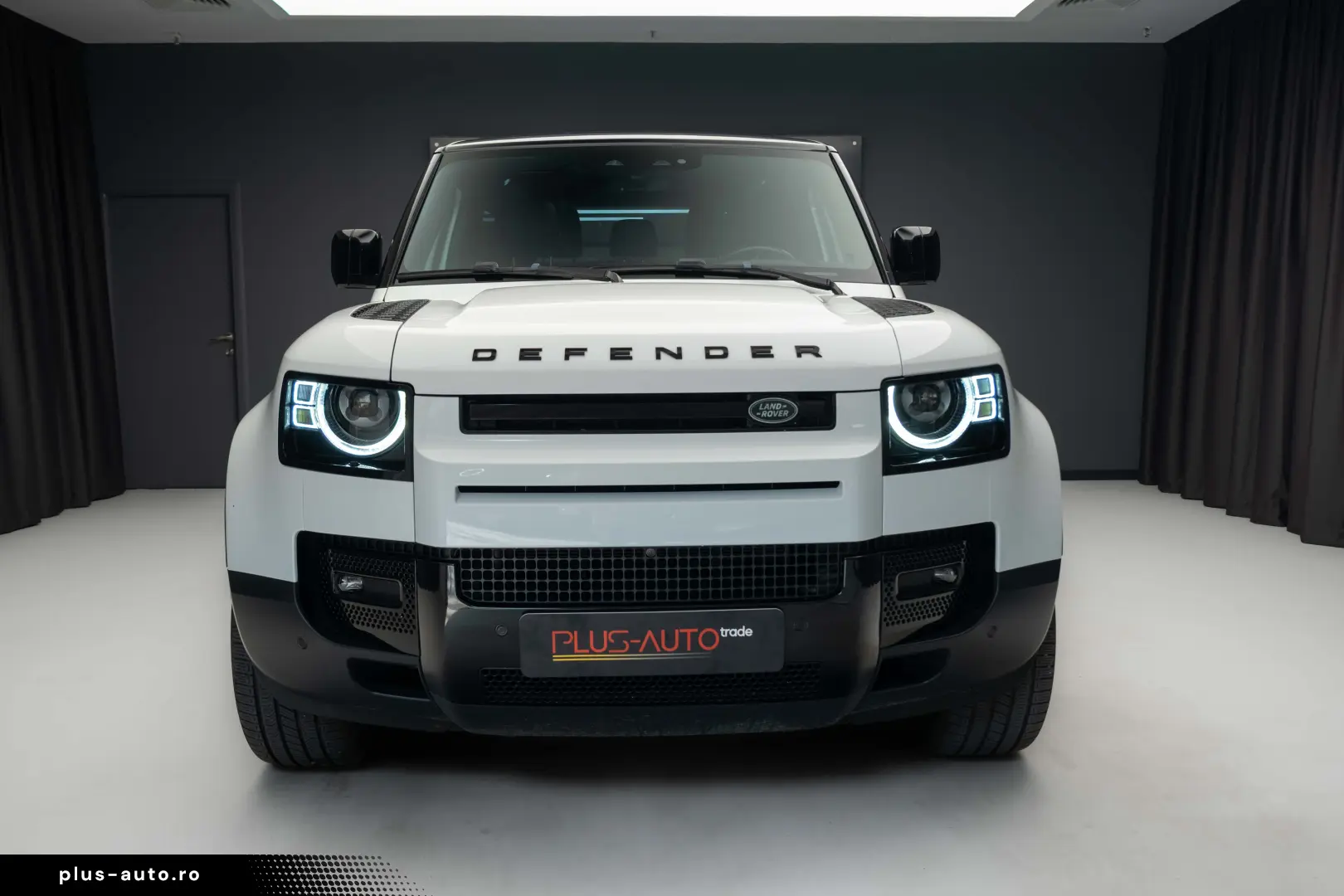 Land Rover Defender 90 D250 Meridian R22