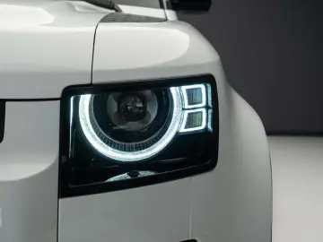 Land Rover Defender 90 D250 Meridian R22