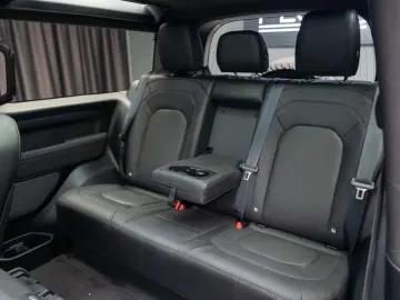 Land Rover Defender 90 D250 Meridian R22