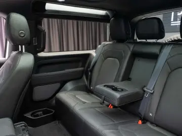 Land Rover Defender 90 D250 Meridian R22