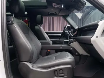 Land Rover Defender 90 D250 Meridian R22