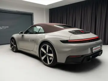 Porsche 911  992 Carrera Cabrio