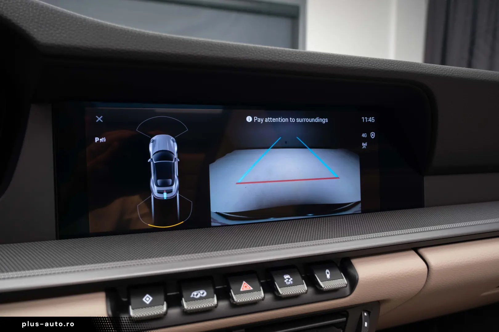 Porsche 911  992 Carrera Cabrio