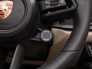 Porsche 911  992 Carrera Cabrio