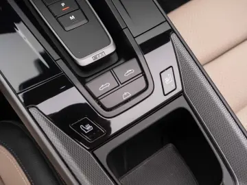 Porsche 911  992 Carrera Cabrio