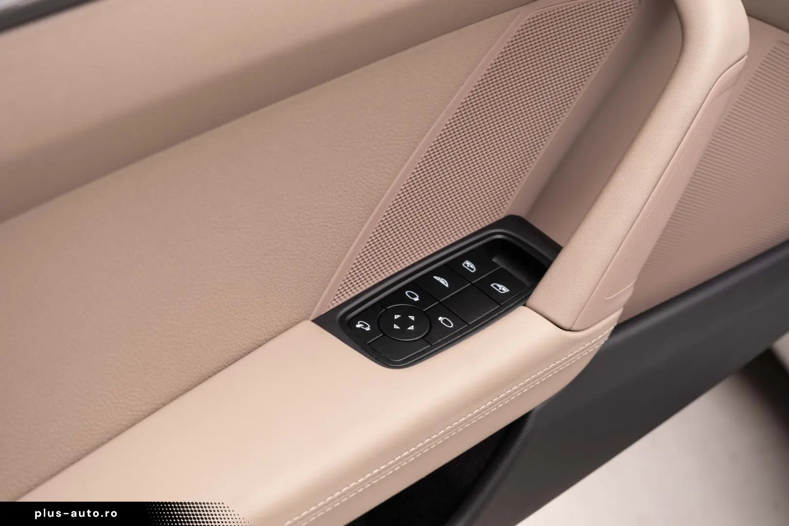 Porsche 911  992 Carrera Cabrio