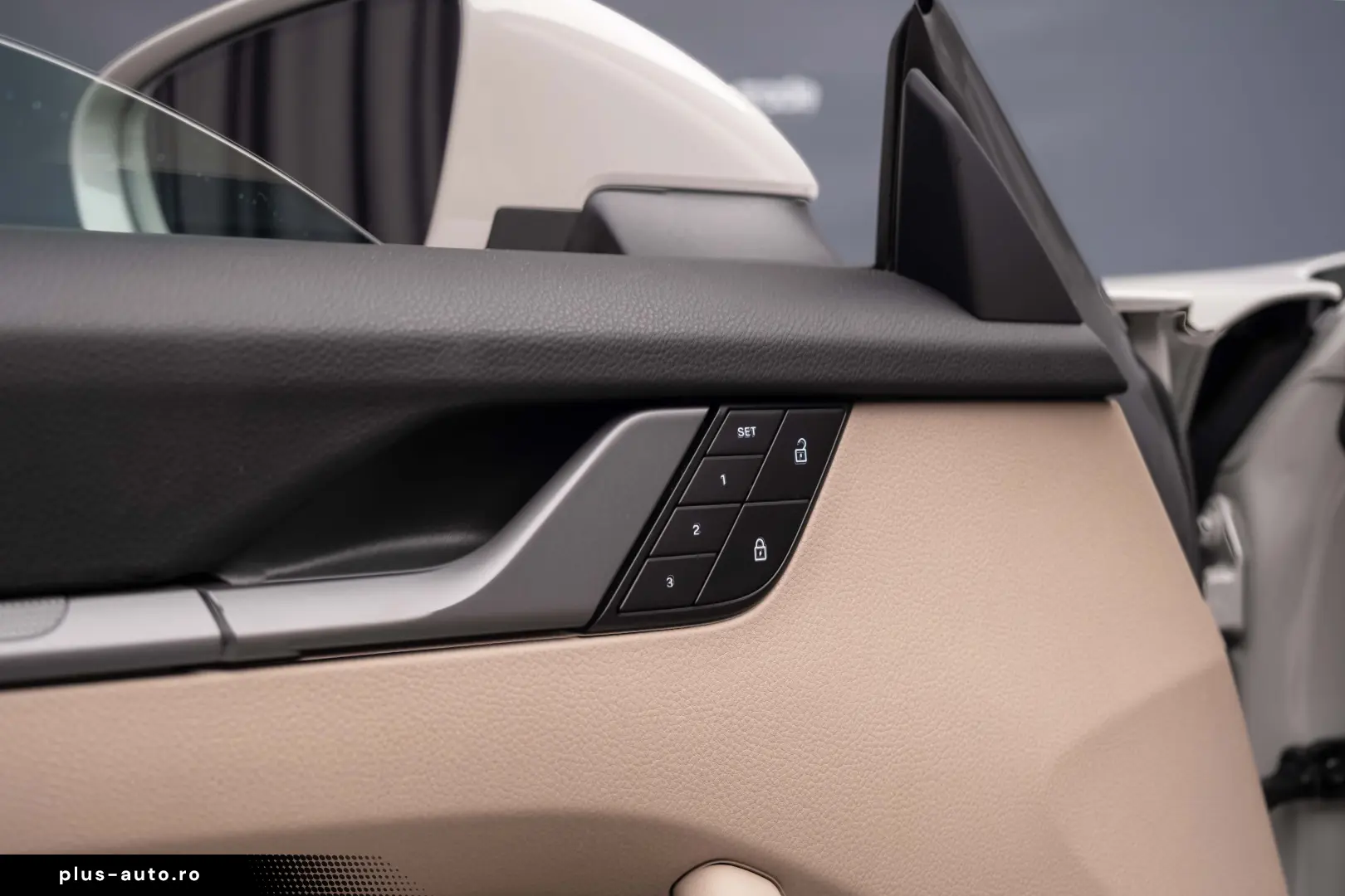 Porsche 911  992 Carrera Cabrio