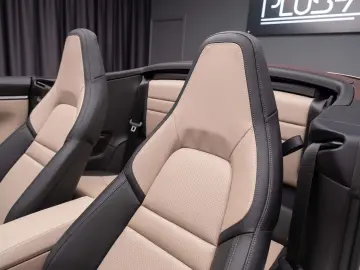 Porsche 911  992 Carrera Cabrio